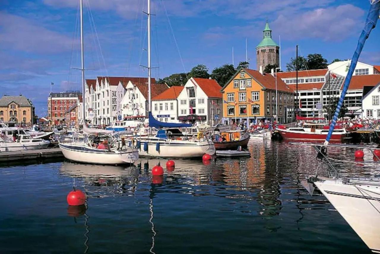 14 B Villa Stavanger Bagian luar foto